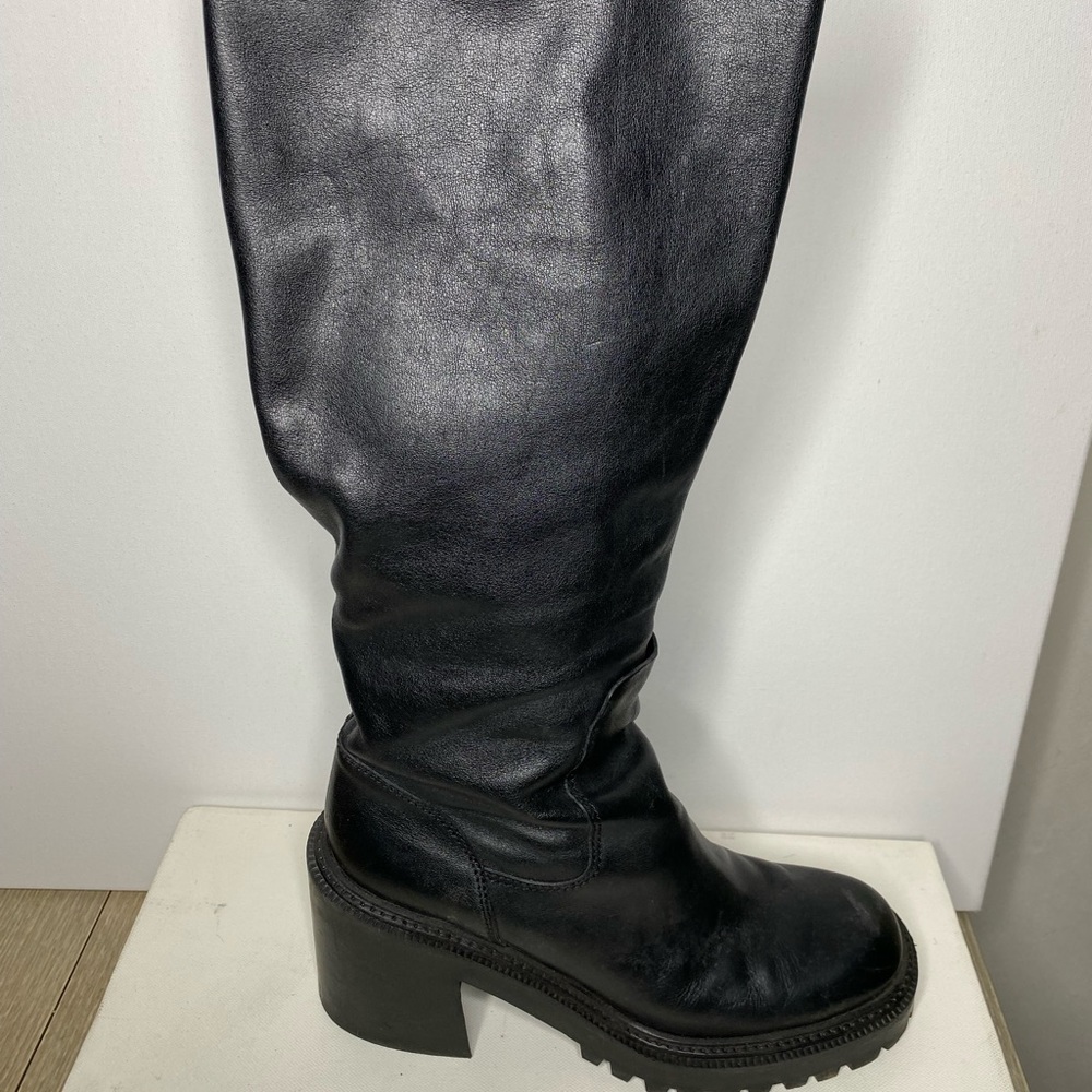 Vic Matē platform Boots good for skinny calf’s